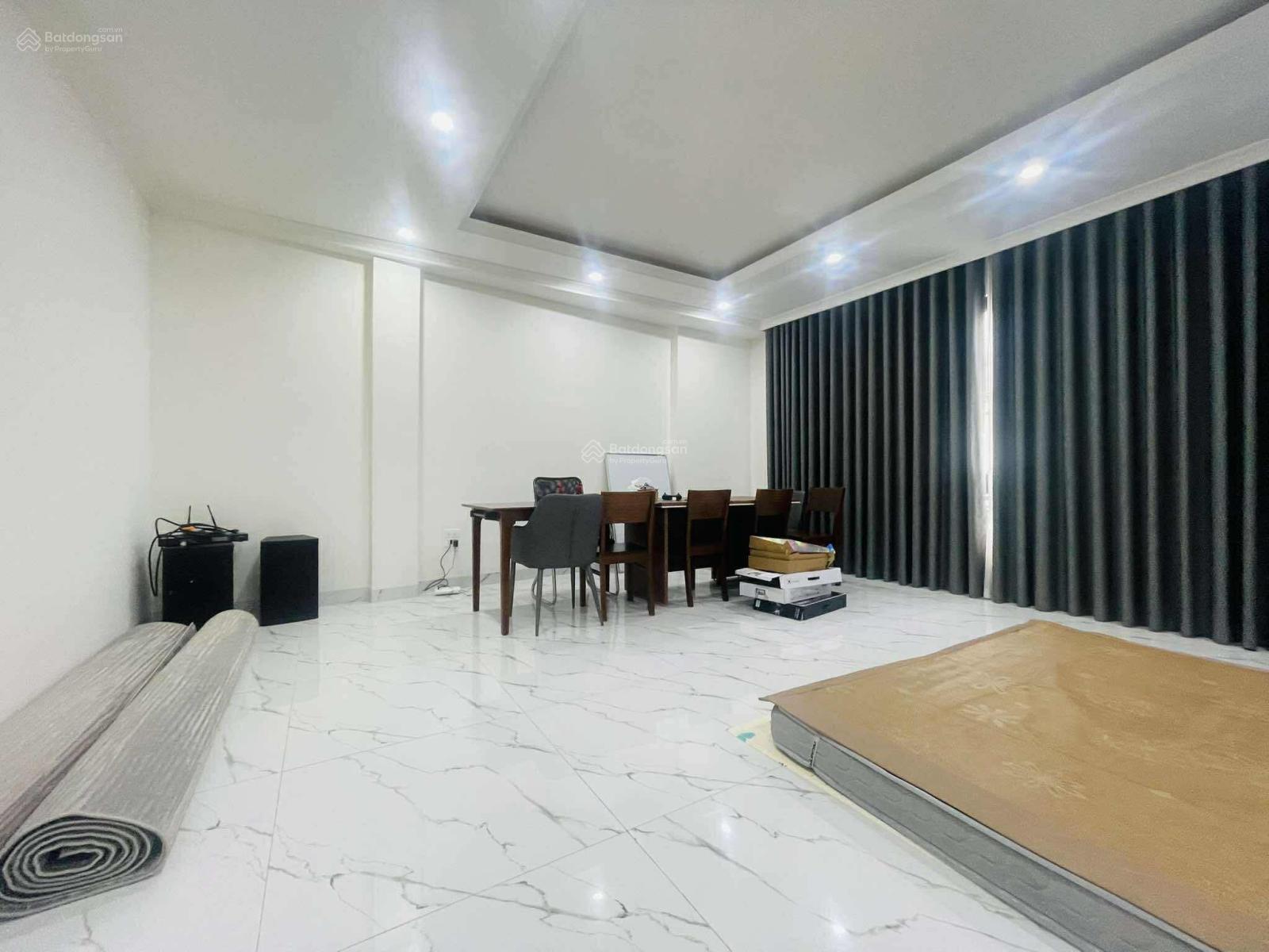 RẺ NHẤT VĂN PHÚ 55M2, 7 TẦNG, THANG MÁY, FULL NỘI THẤT SỊN, CHỈ VIỆC XÁCH VALI VỀ Ở, NGAY QUẬN UỶ