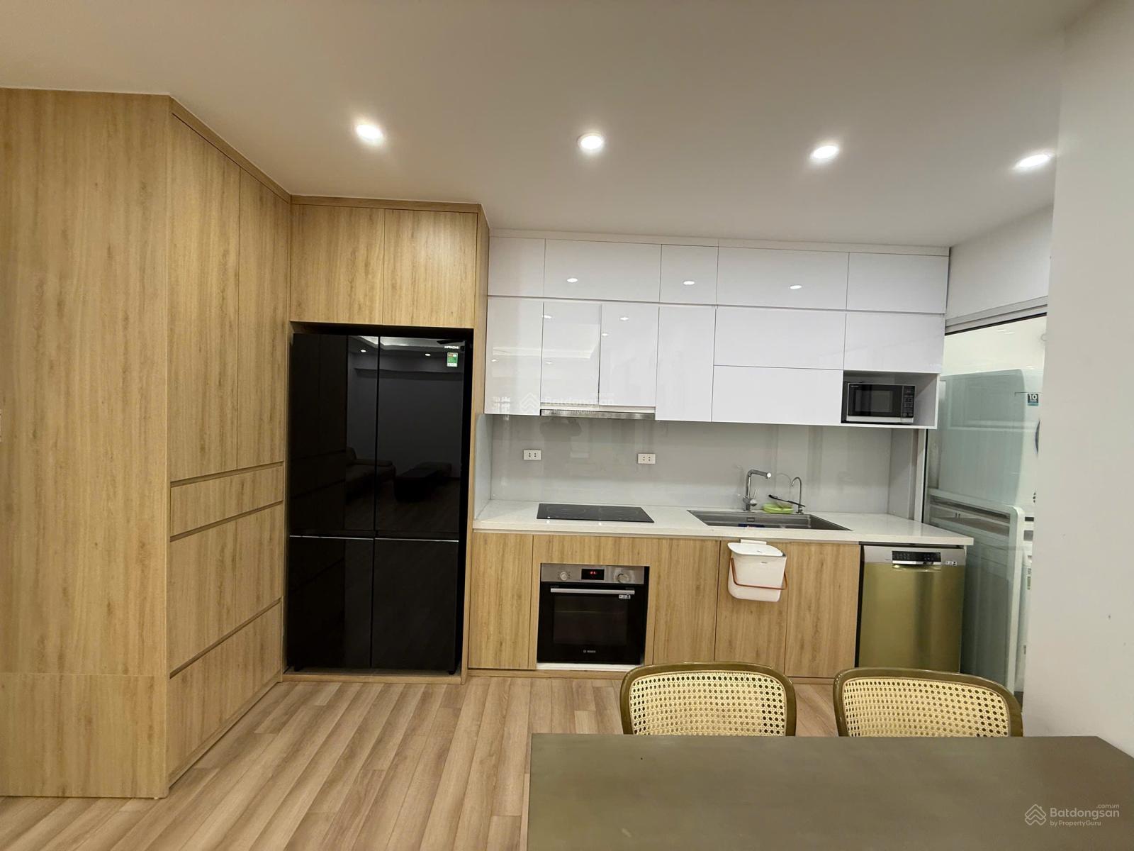 Bán CHCC Samsora 93m2 3PN2VS, căn góc, tầng trung, có ban công, giá 7,5 tỷ