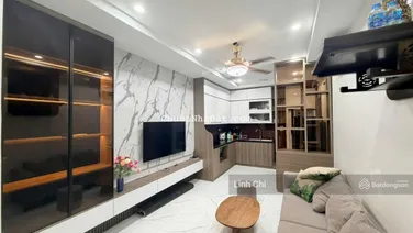 Chung cư N02 ngõ 84 Chùa Láng, cạnh Hong kong Tower. Vị trí đắc địa. Ảnh thật