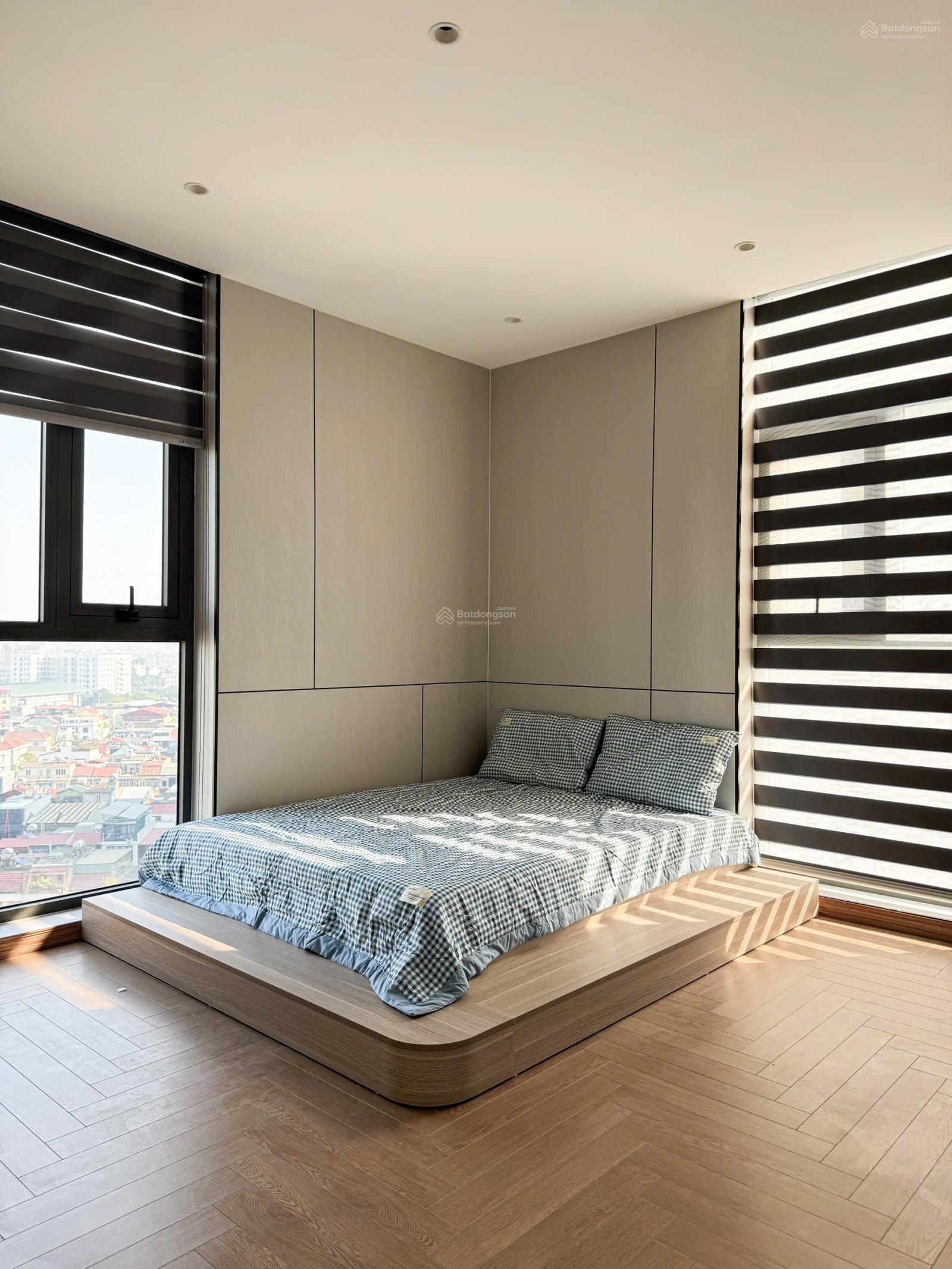 PENTHOUSE CỰC VIP,Trực tiếp chủ nhà gửi bán căn 280m 5pn giá 24 tỷ.lh 0936 203 ***