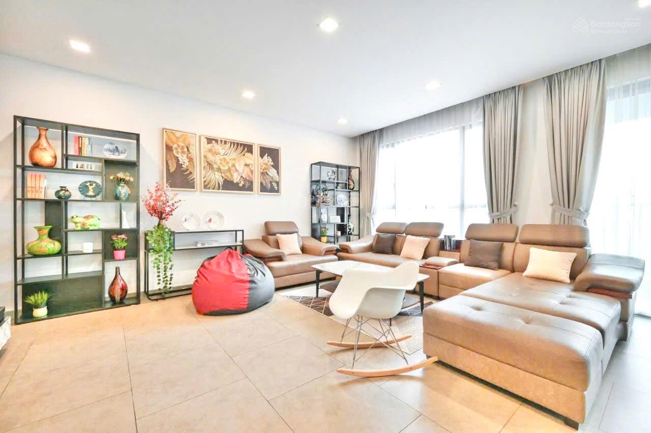 NHÀ NHƯ ẢNH : 40 TR/THÁNG . 3PN , 3WC , FULL NT . CHO THUÊ CHCC RIVIERA POINT , QUẬN 7