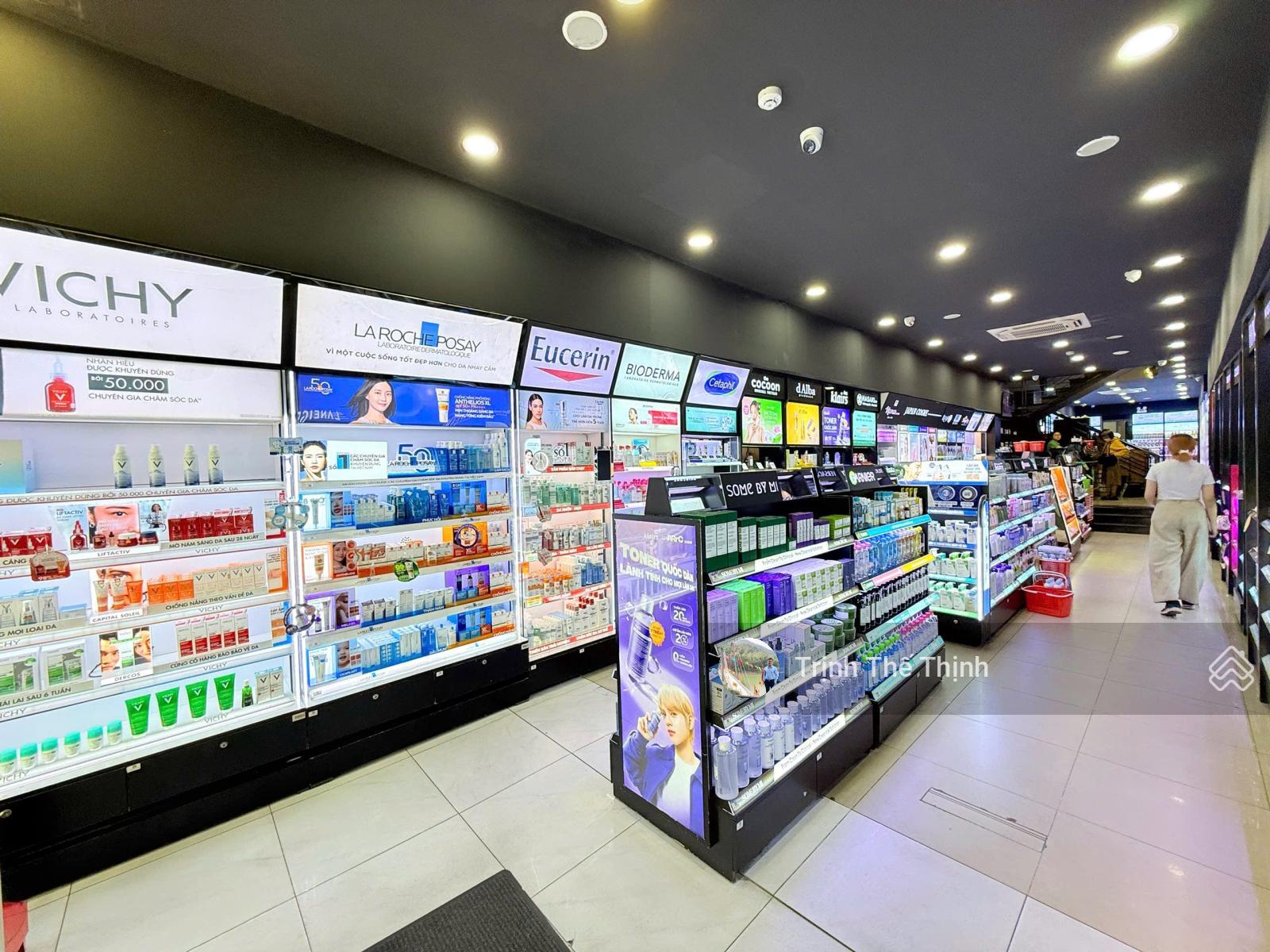 Bán nhà 116.5m2 mặt đường Nguyễn Thị Thập phường Tân Quy quận 7