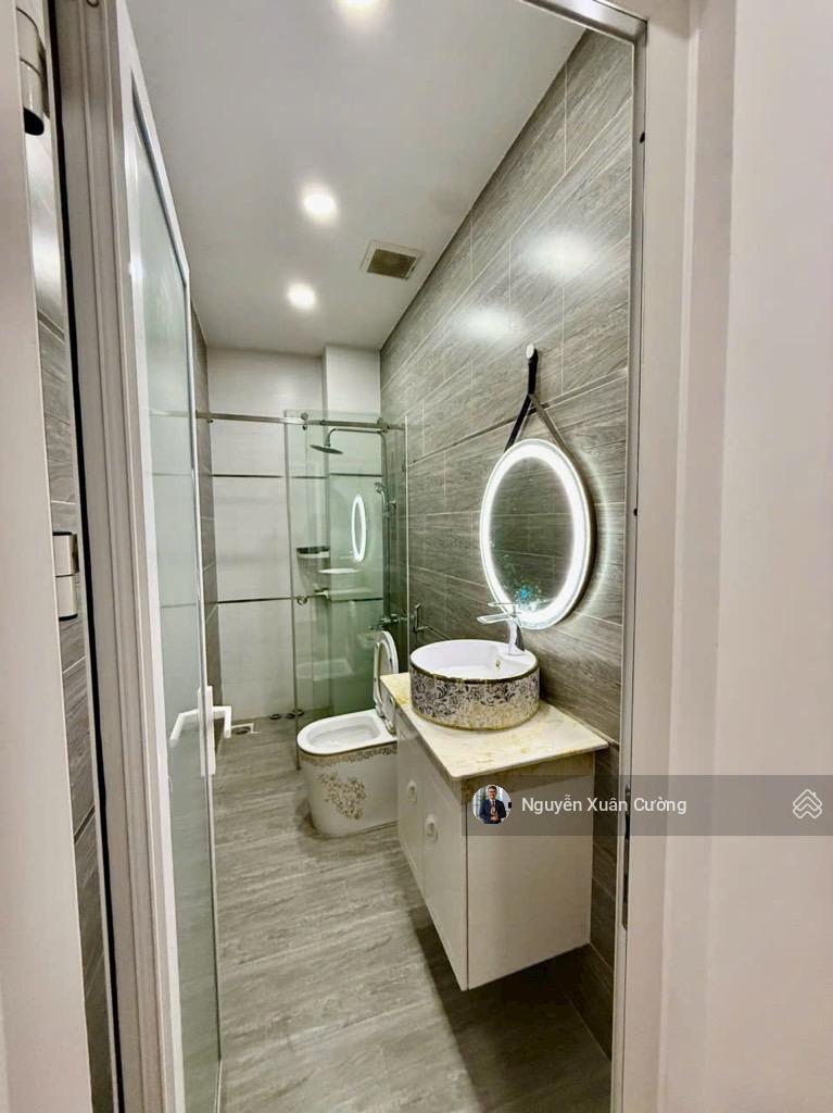 Nhà mới xây Huỳnh Tấn Phát, hẻm ô tô 8m 4 tầng, 52 m2, 5*12, có giếng trời nhà mới hiện đại