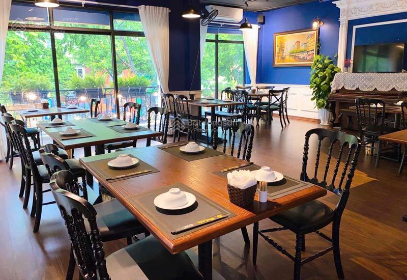 Cho thuê nhà mặt phố Nguyễn Văn Lộc, Hà Đông, mặt tiền 11m, diện tích 155m2, 3 tầng