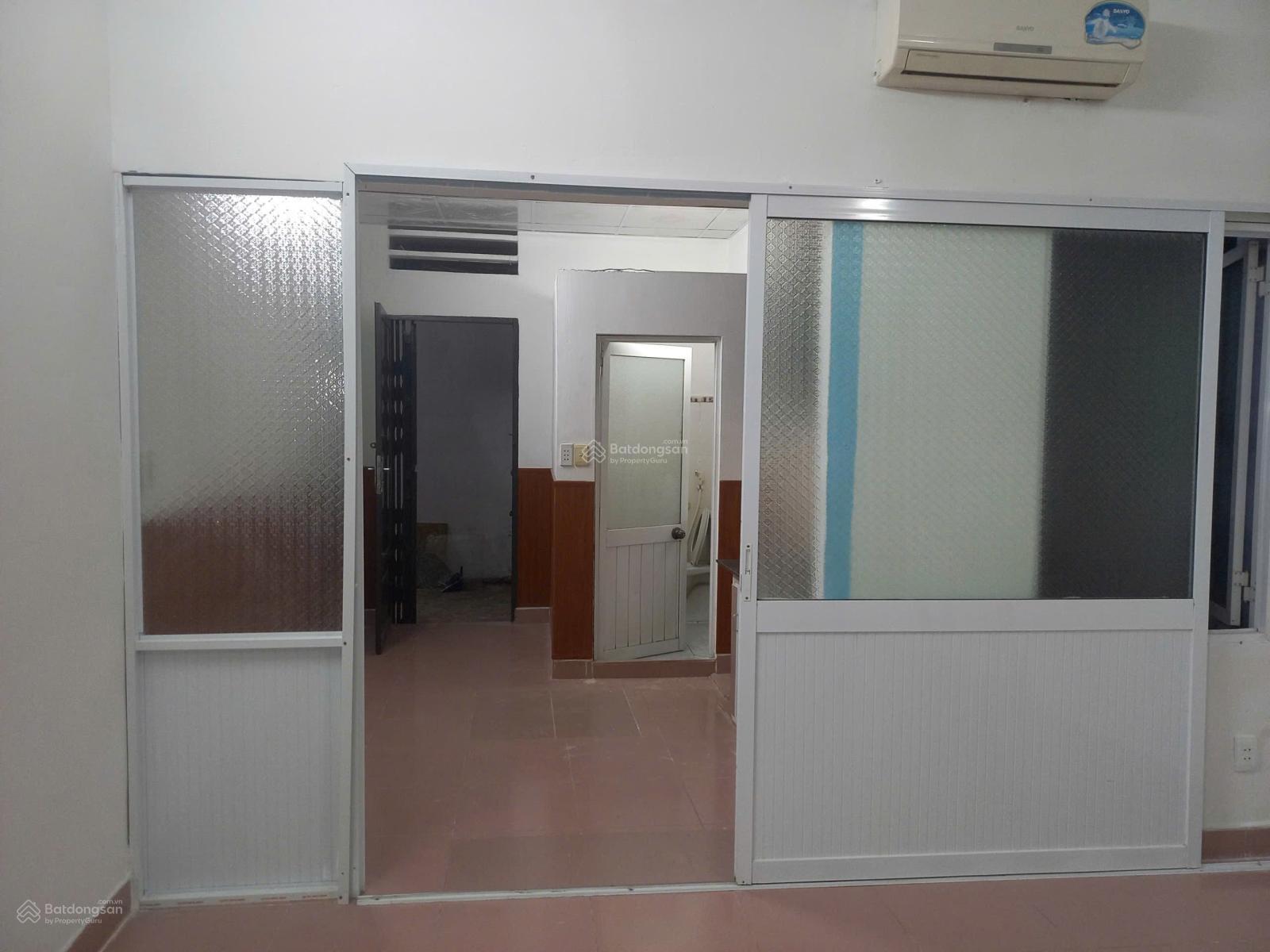 Bán CHCC 1,85 tỉ mới sửa 2PN, 1WC, 31m2 tại Đồng Đen, p 14, Tân Bình, HCM, Bán CHCC 1,85 tỉ mới sửa 2PN, 1WC, 31m2 tại Đồng Đen, p 14, Tân Bình, HCM,