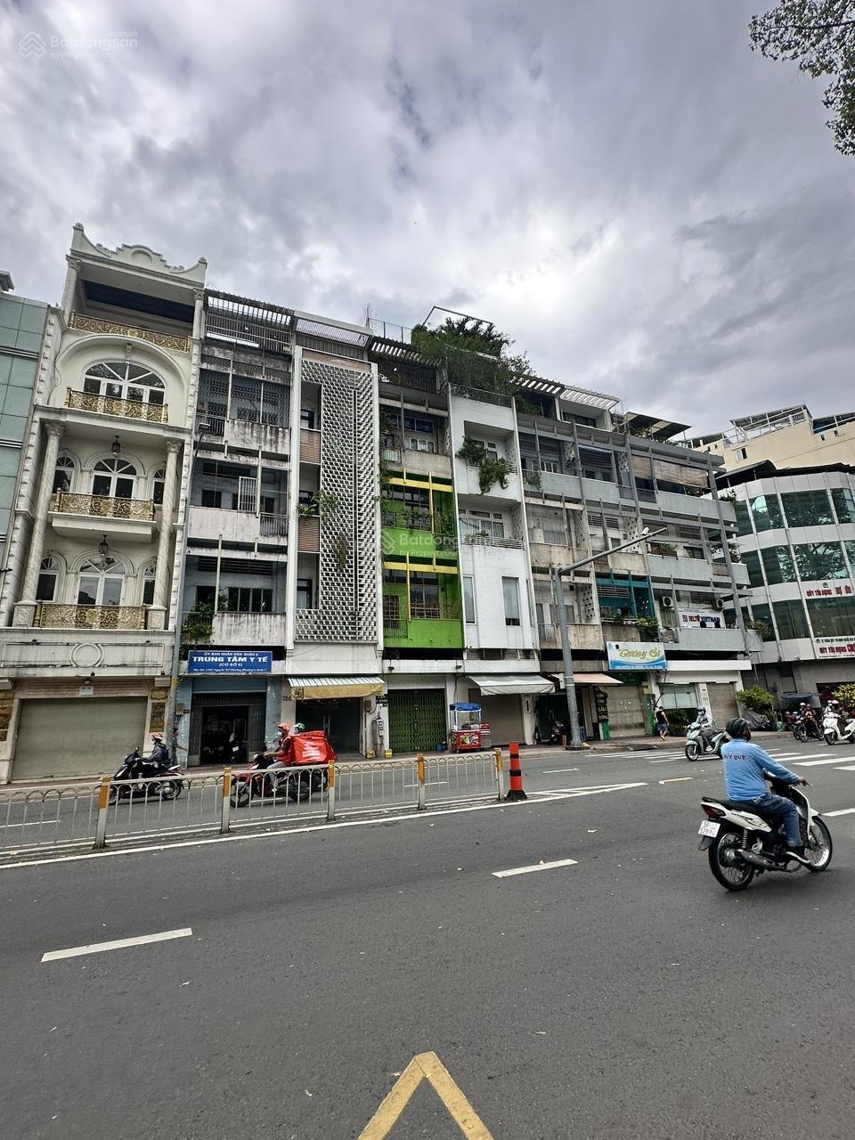 62 TỶ GIẢM CÒN 56 TỶ . NHÀ 6 TẦNG MẶT TIỀN NGUYỄN TRI PHƯƠNG Q. 5. 5.5 x 20m 62 TỶ GIẢM CÒN 56 TỶ . NHÀ 6 TẦNG MẶT TIỀN NGUYỄN TRI PHƯƠNG Q. 5. 5.5 x 20m