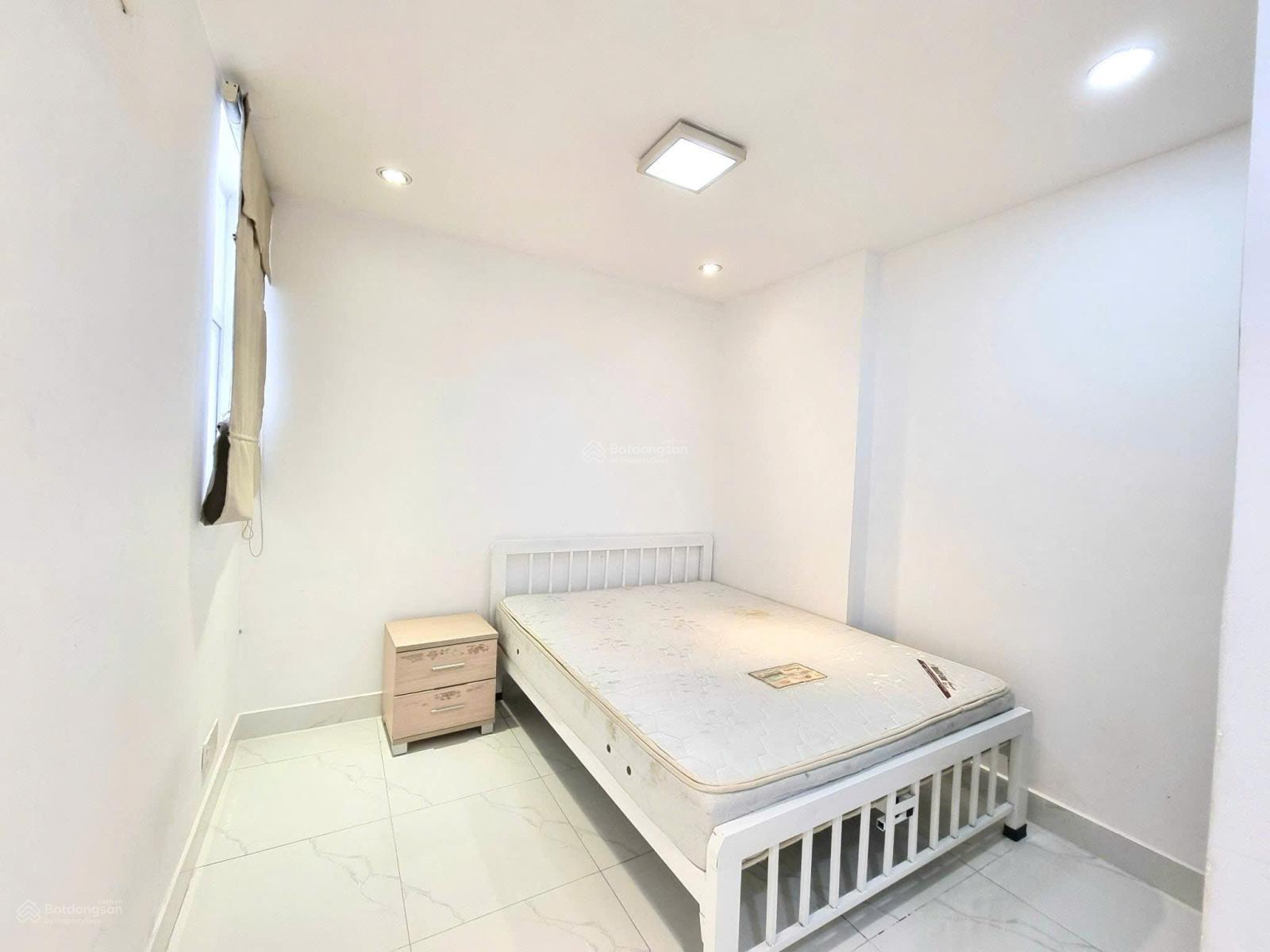 Cho Thuê CH Dragon Hill1 2PN2WC 67M2 Giá 10 TRIỆU LH Quỳnh 0383 891 ***