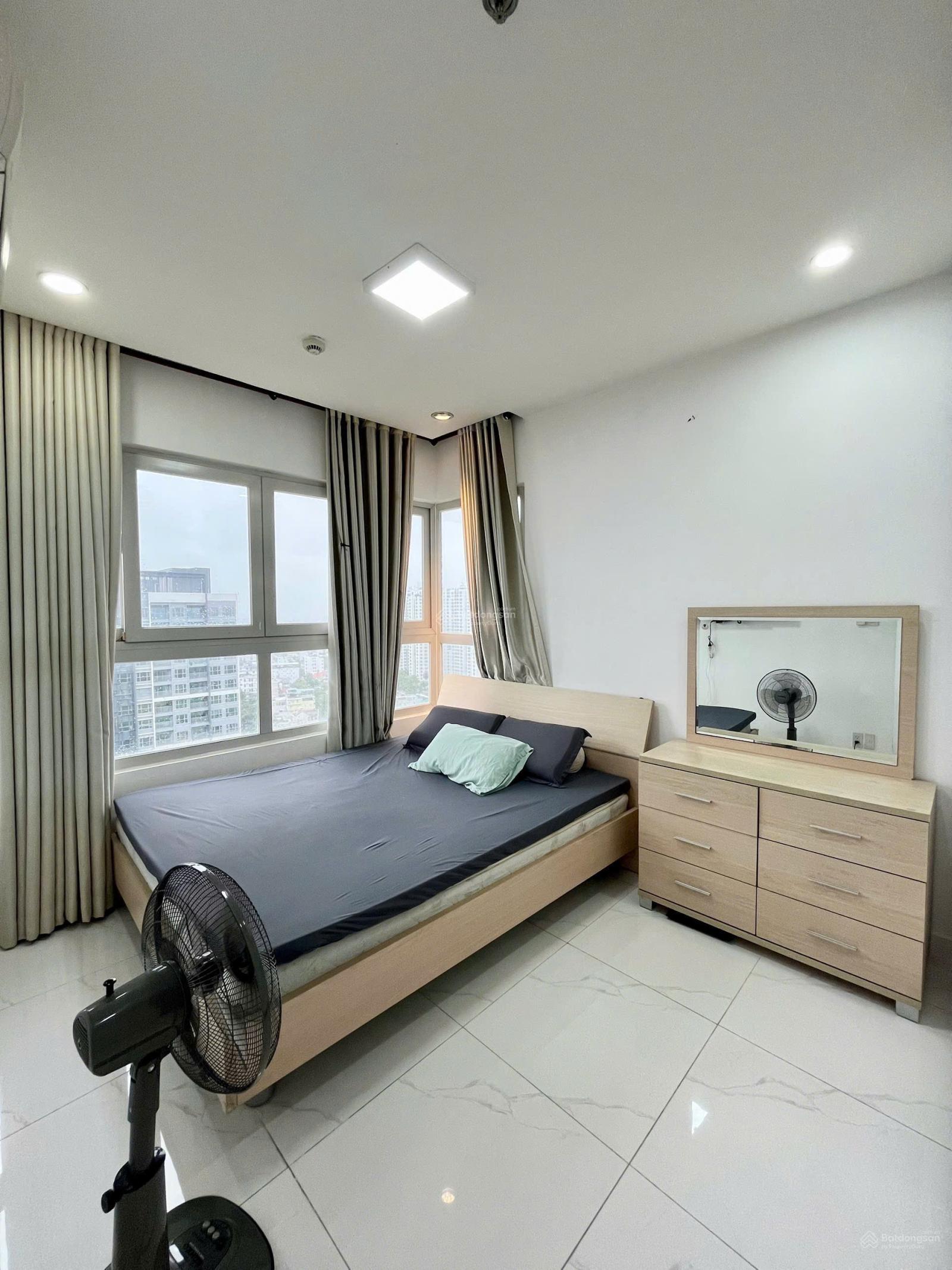 Cho Thuê CH Dragon Hill1 2PN2WC 67M2 Giá 10 TRIỆU LH Quỳnh 0383 891 ***