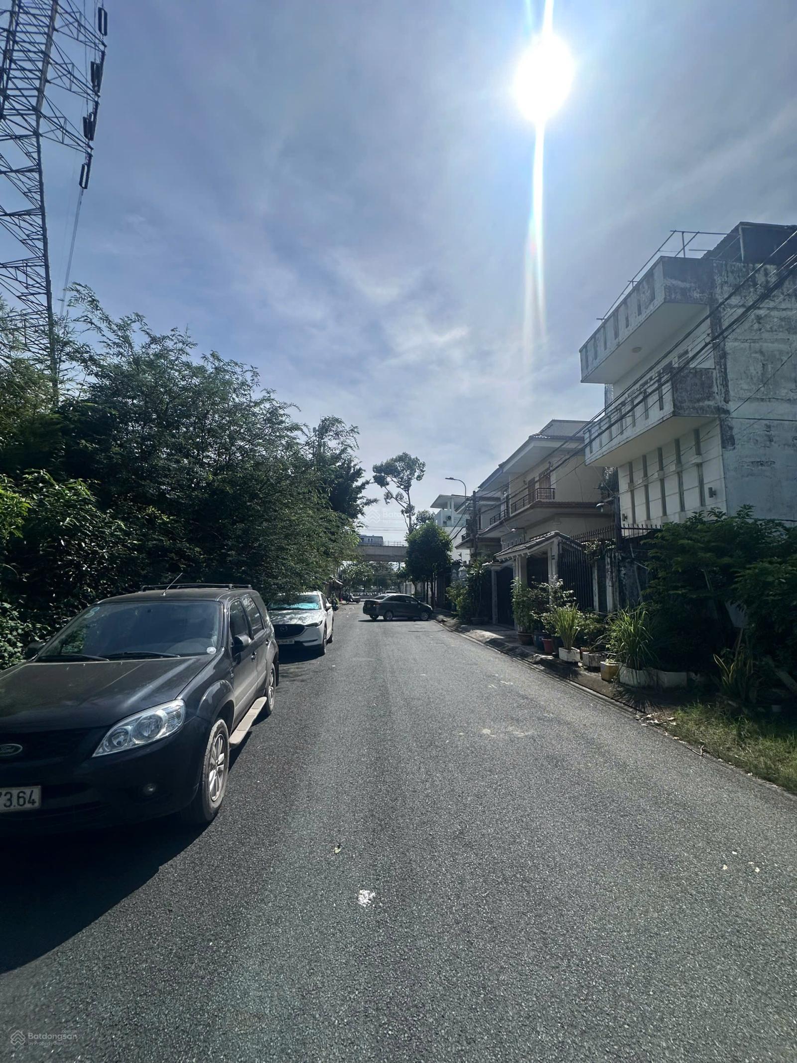 Bán đất biệt thự đường Nguyễn Văn Bá ngay trạm Metro ngang 7m vuông vức cực hiếm trung tâm Thủ Đức