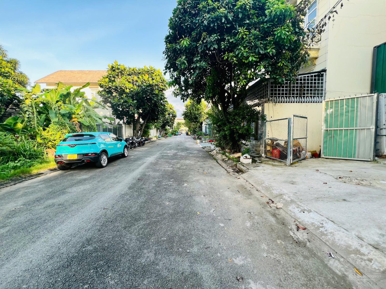 Bán đất biệt thự đường Nguyễn Văn Bá ngay trạm Metro ngang 7m vuông vức cực hiếm trung tâm Thủ Đức