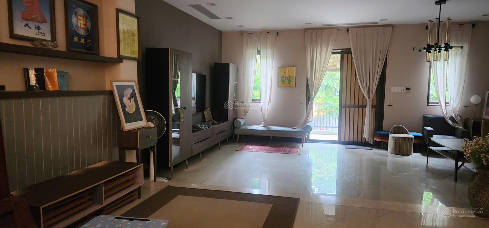 cho thê nhà 4 tầng ba đình ngang 7m xây full đất , nhà mới xây hiện đại nội thất xịn xò