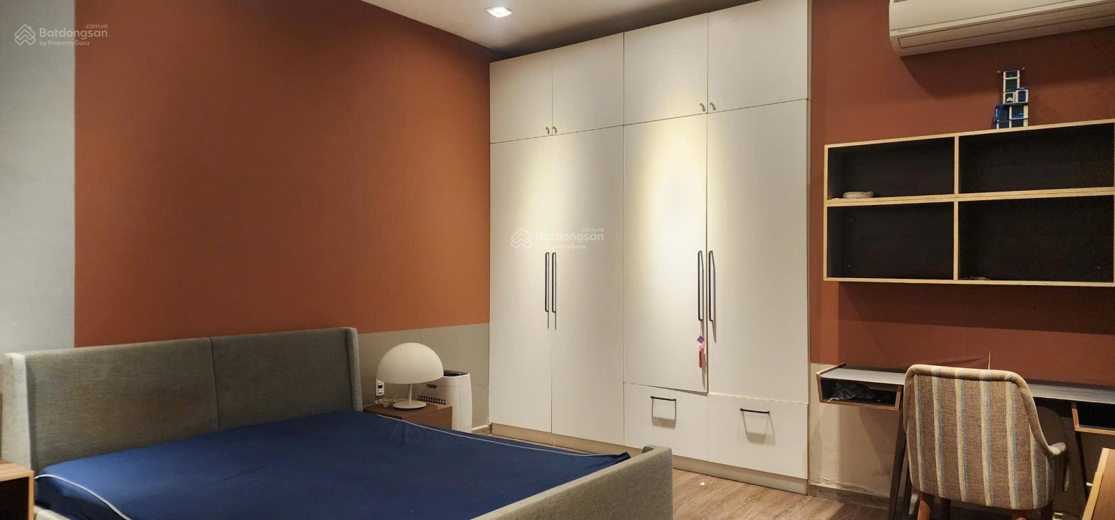 cho thê nhà 4 tầng ba đình ngang 7m xây full đất , nhà mới xây hiện đại nội thất xịn xò