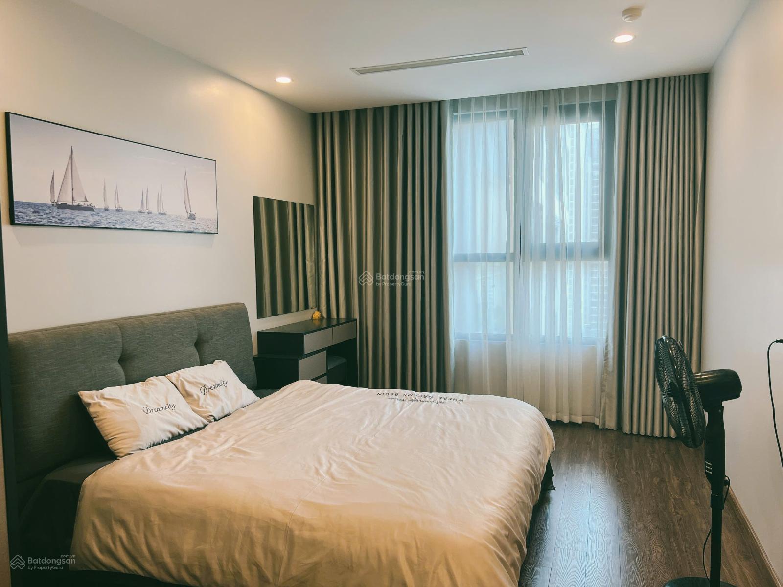 Bán gấp chung cư Riverside 349 Vũ Tông Phan, giá rẻ, 75m2, 2 ngủ, có slot ô tô, nội thất đẹp