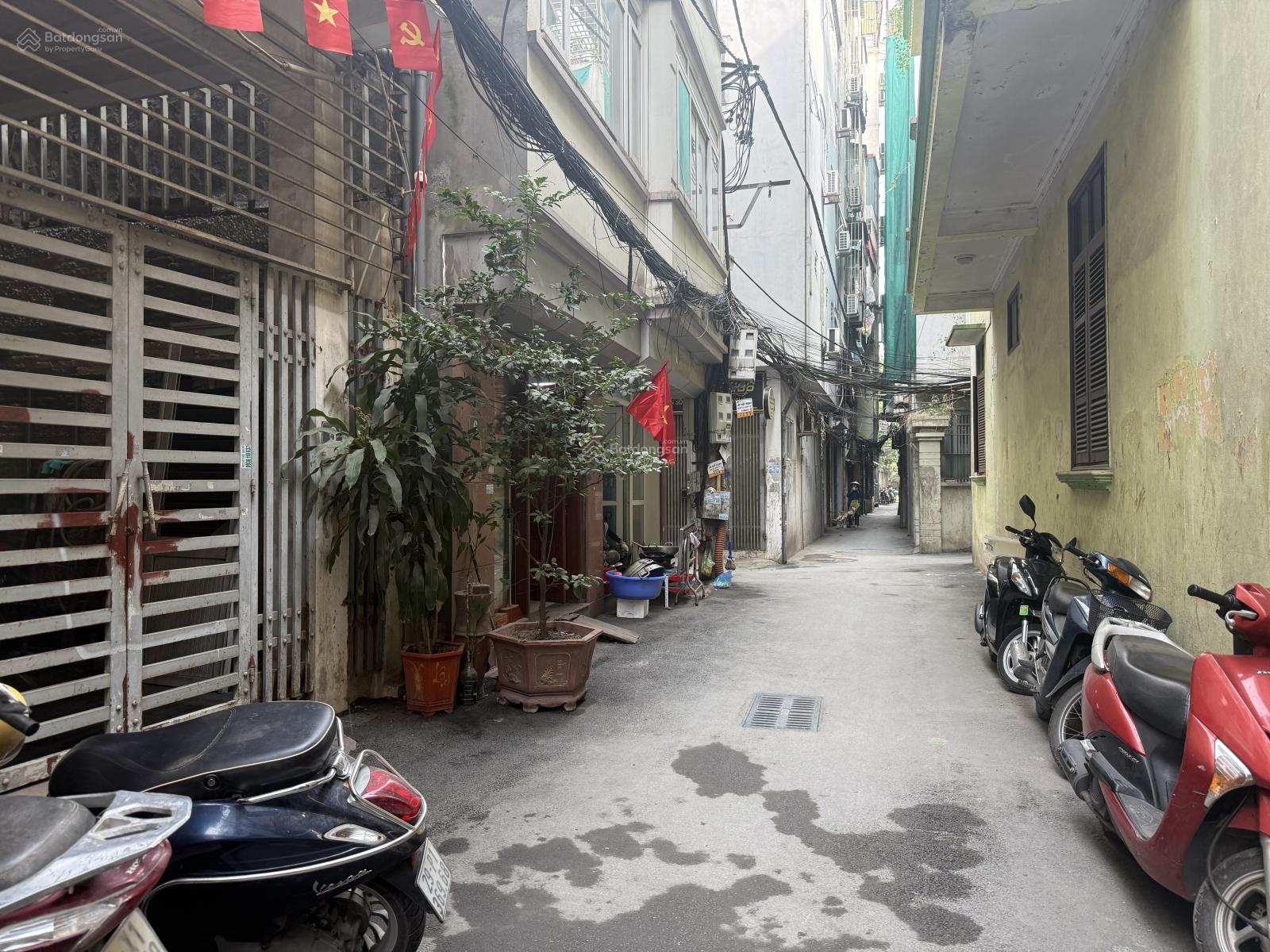 Bán nhà phân lô ô tô đỗ cửa Nguyễn Khánh Toàn Cầu Giấy 45m2 xây 4 tầng giá bán 11.85 tỷ Bán nhà phân lô ô tô đỗ cửa Nguyễn Khánh Toàn Cầu Giấy 45m2 xây 4 tầng giá bán 11.85 tỷ