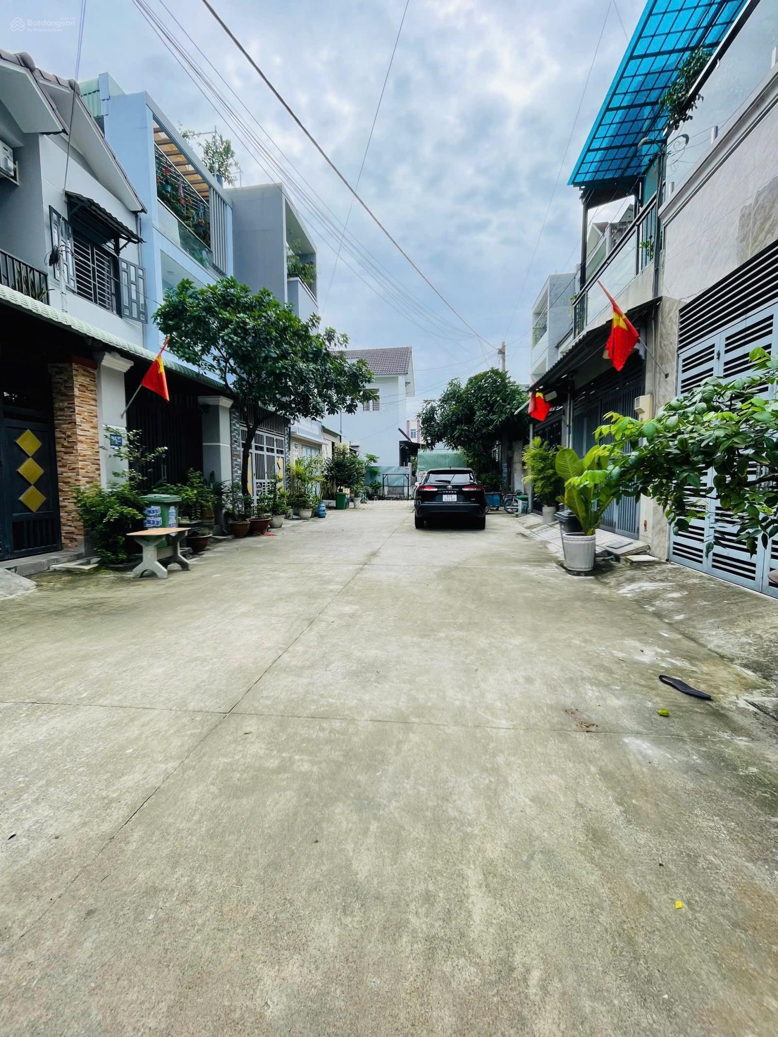 Chủ cần bán gấp lô đất(SHR) Thạnh Xuân 24, ngay uỷ ban Thạnh Xuân, 75,2m2 full thổ cư, đường 7m