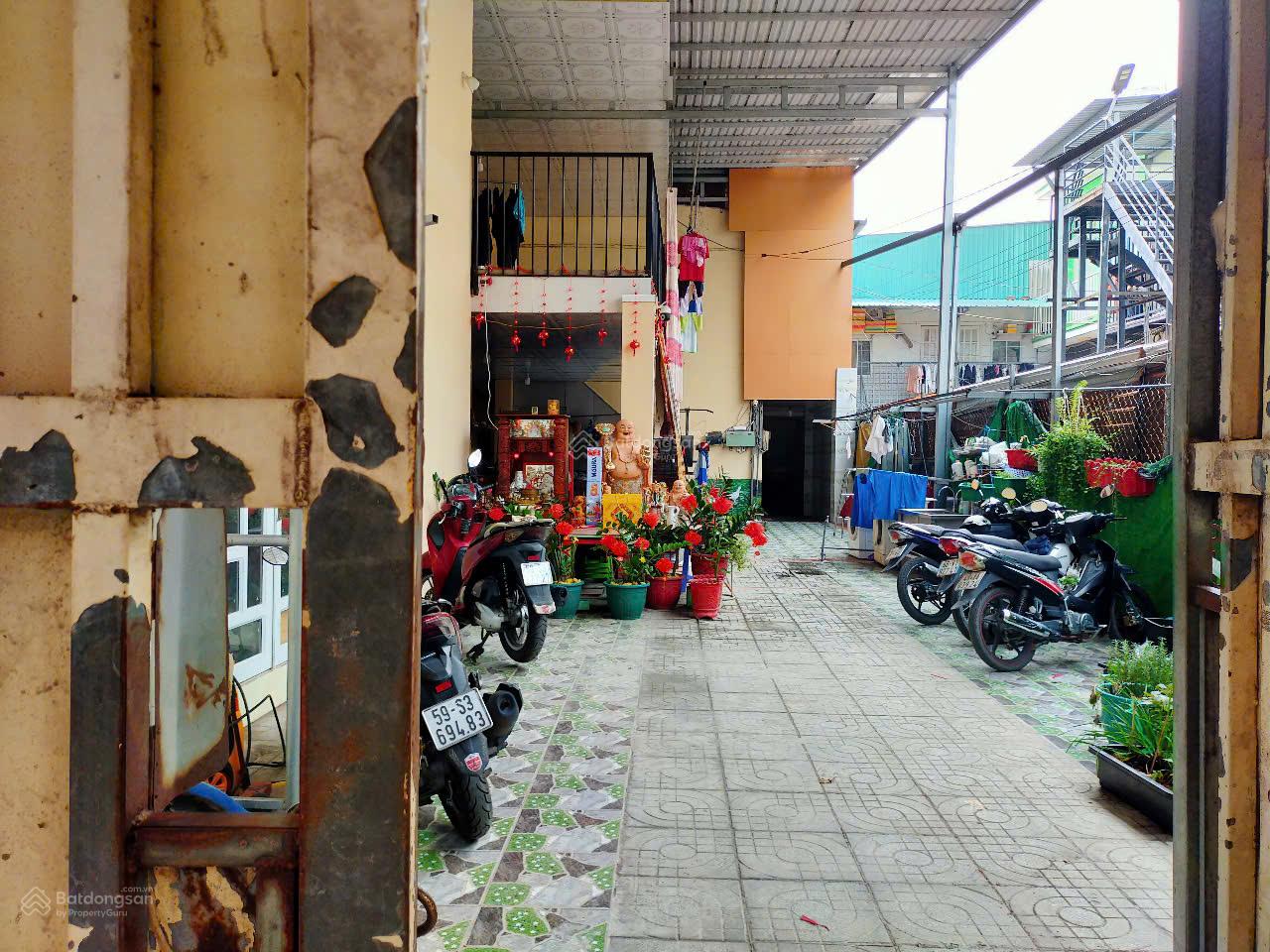 Bán nhà 1 trệt + 1 lầu + nhà trọ gần 300m2 giá 8,5 tỷ thu nhập 35 triệu tháng