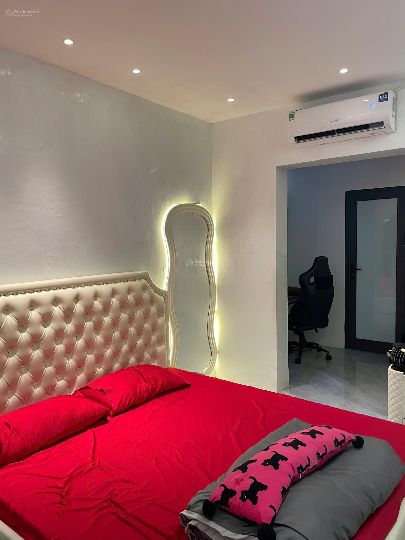 Bán căn hộ T1 - Láng Hạ - Giảng Võ - lô góc 4mặt thoáng 50m2 (SD 100m) 2 ngủ riêng ô tô đỗ cửa