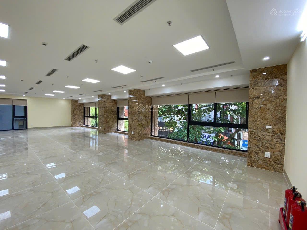 [ GẤP ] MẶT PHỐ KHÚC THỪA DỤ CẠNH CÔNG VIÊN CẦU GIẤY 140m2 Mặt tiền 10.5m LÔ ĐẤT HIẾM GIÁ ĐẦU TƯ