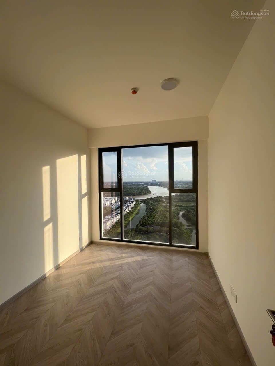 2 Phòng ngủ, đông nam - 4 tỷ 651, layout tách biệt, giá rẻ nhất Lumiere Boulevard Quận 9, nhận ngay