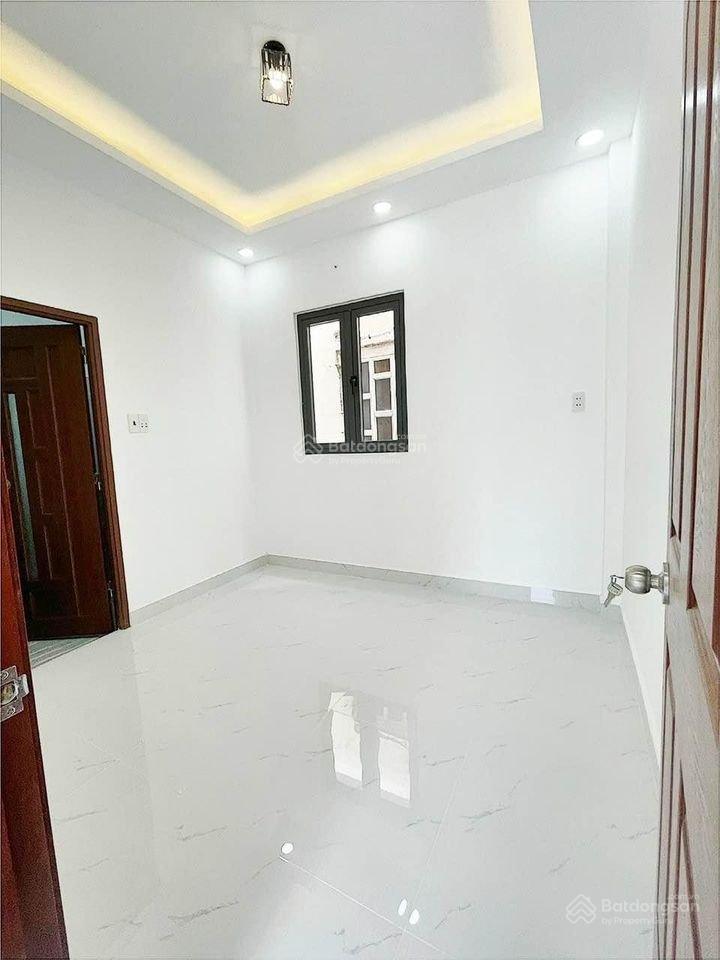 Bán nhà chính chủ 1,7 tỷ - nhà mới hoàn thiện 1 lầu, 2PN - vị trí đẹp ĐS6, BHHB, Bình Tân