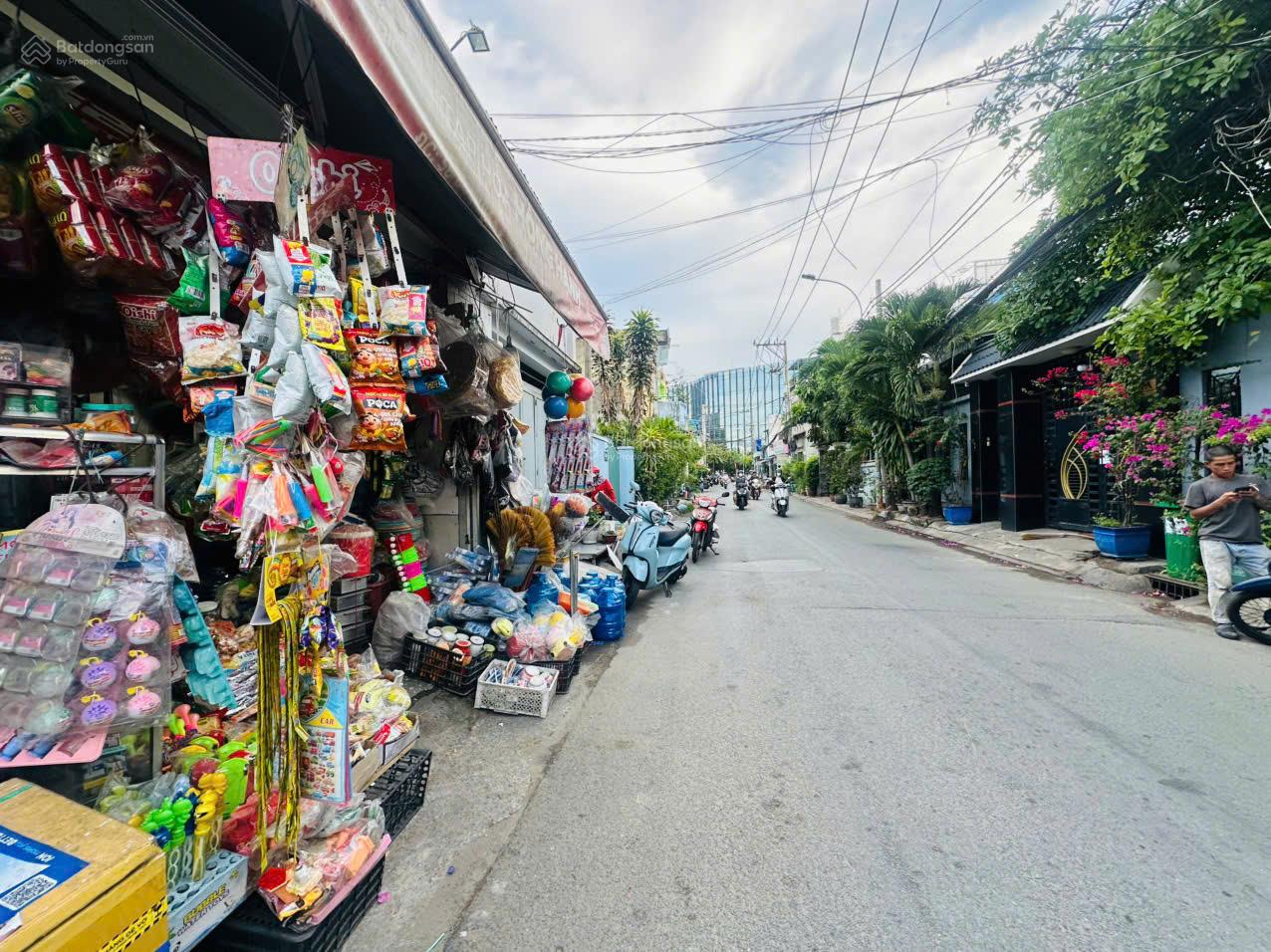 BÁN NHÀ MẶT TIỀN ĐƯỜNG NHÁNH ĐS2 - ĐƯỜNG NHỰA THÔNG THOÁNG - VỊ TRÍ KINH DOANH TỐT