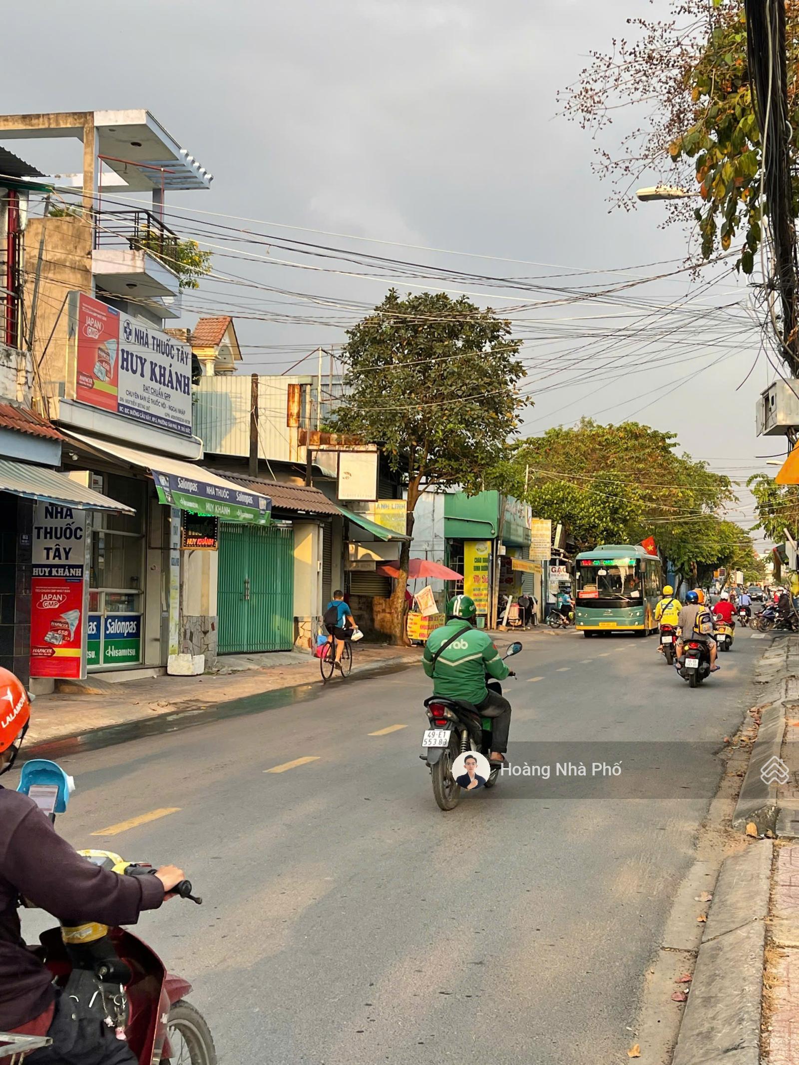 Bán đất mặt tiền kinh doanh sầm uất - 429m2 ngang 12.5m - Đường 20m, vỉa hè 4m - Được xây 8 tầng