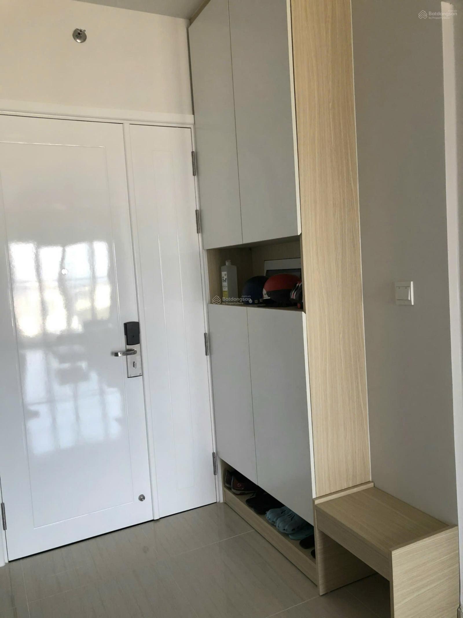 Em cho thuê căn hộ 2PN/68m2, đủ nội thất 13,5tr, view thoáng mát, nhà đẹp như hình