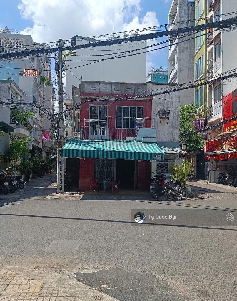 QUẬN 10 - THÀNH THÁI - LÔ GÓC 3 MẶT HẺM - XE TẢI ĐỖ - TIỆN XÂY MỚI 51M2 - 13.9 TỶ!