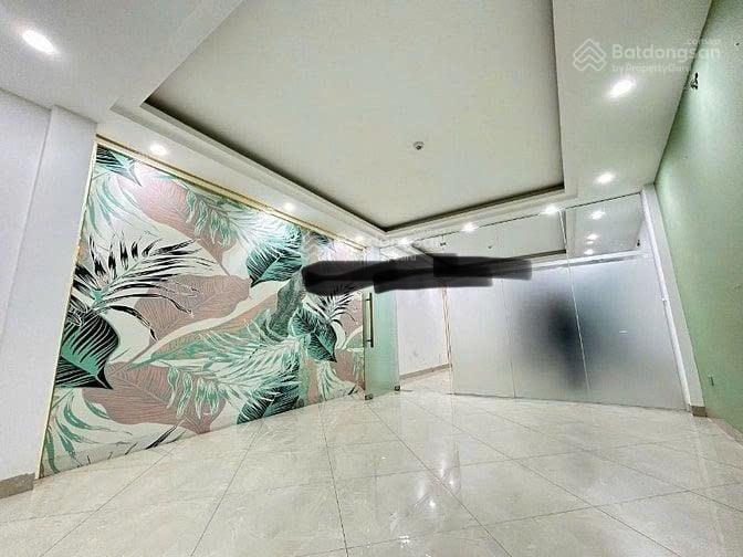 Cho thuê nhà mặt phố Trung Phụng, DT 50m2x6 tầng, MT 5m, giá 50tr, LH 0968 896 ***