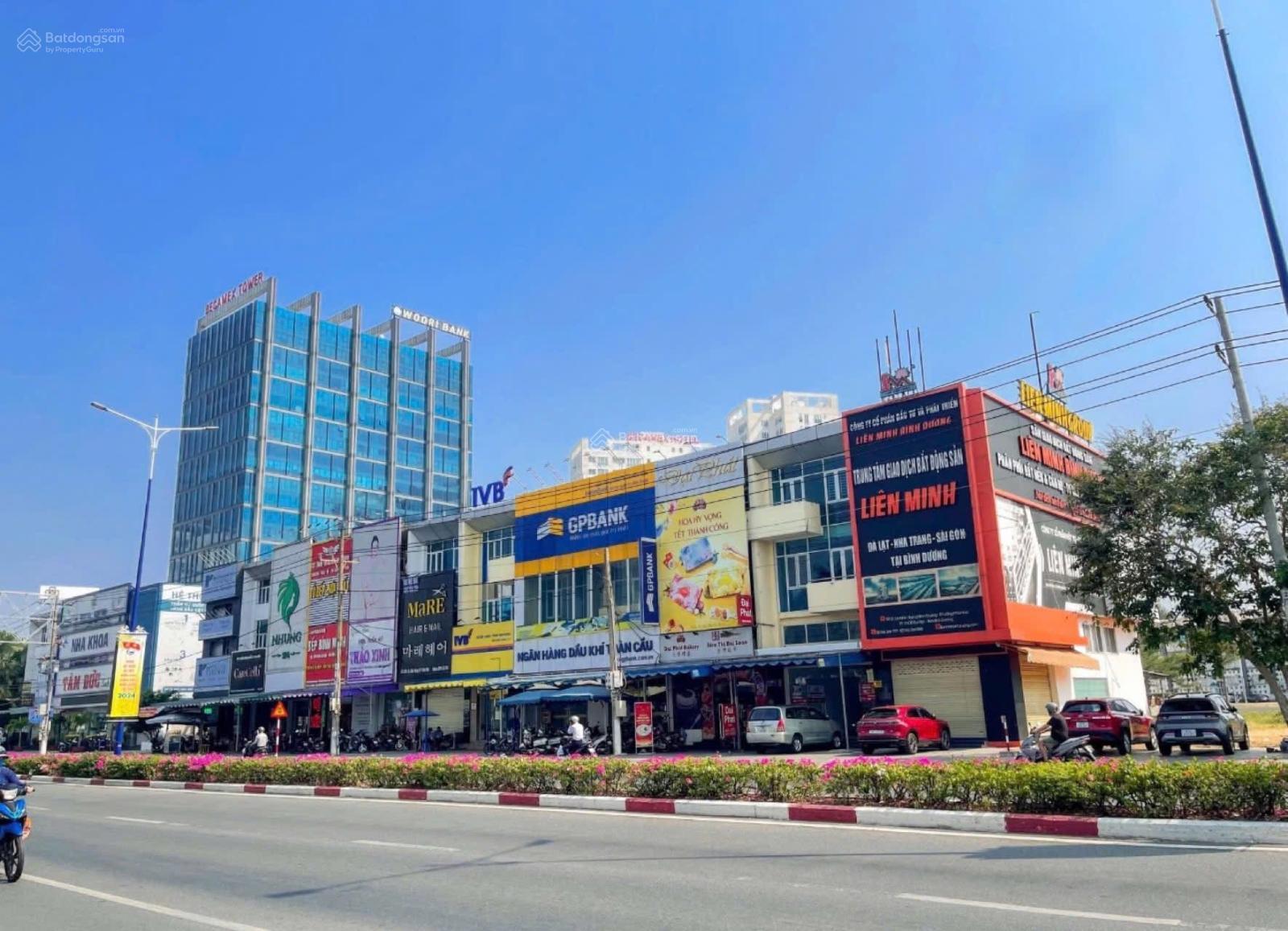 Chính chủ cần bán căn góc 3PN full nội thất