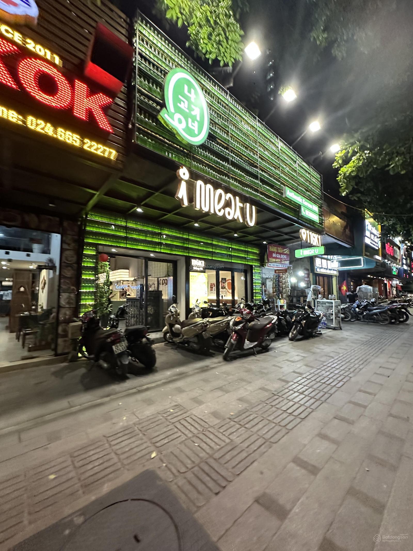 Cho thuê nhà mặt phố Giảng Võ, DT 200m2 + gác 100m2, MT 7m, giá 156,576 triệu, LH 0968 896 ***