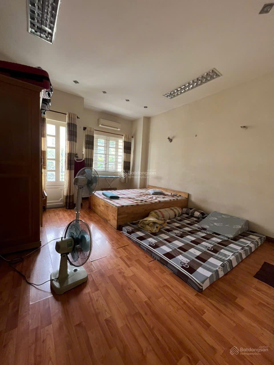 Bán nhà 1 trệt 2 lầu 4x17 đường 6D Phước Bình giá 10,5 tỷ vị trí ngay công viên và chung cư