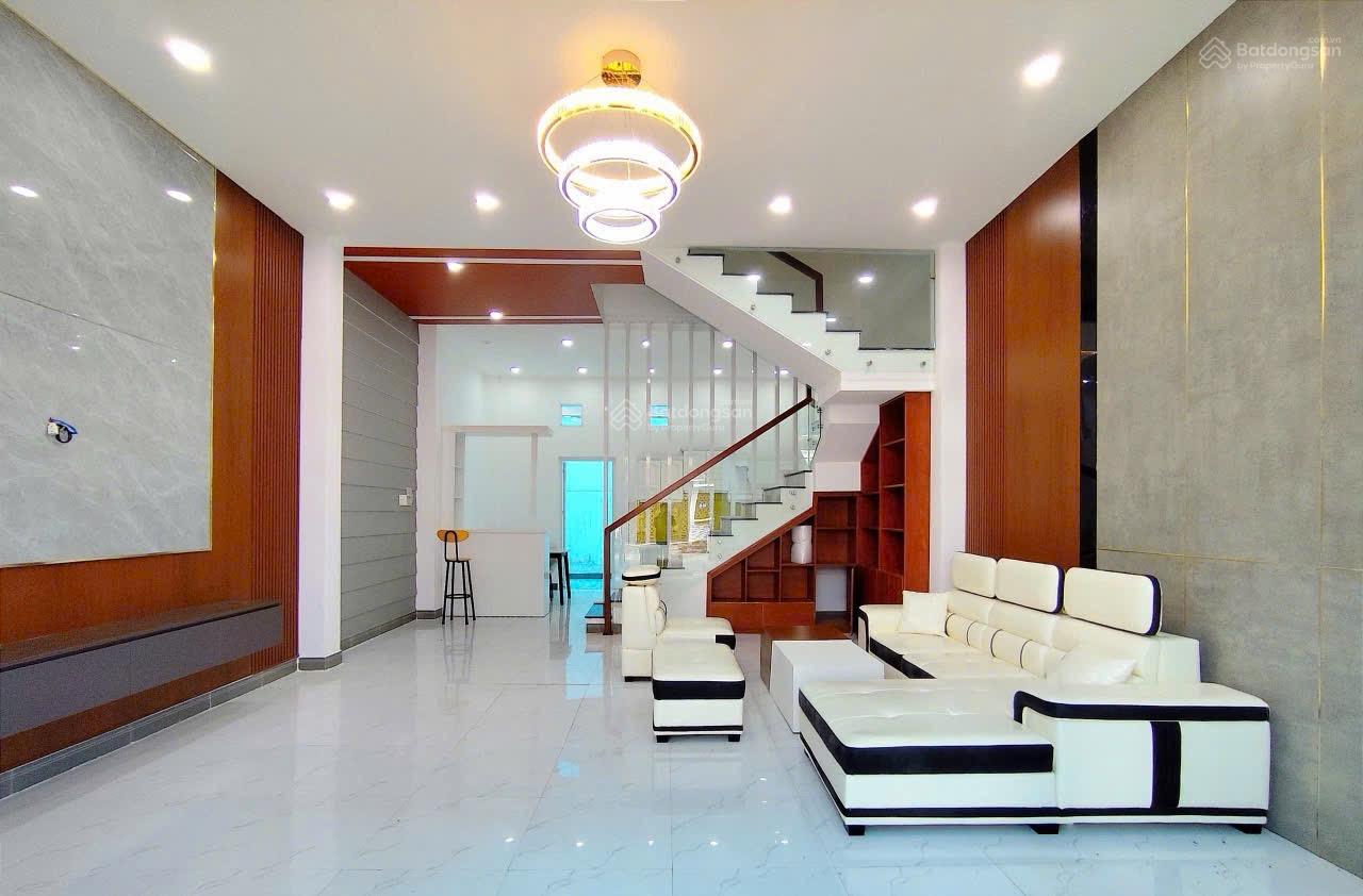 CHO THUÊ NHÀ 1 TRỆT 2 LẦU FULL NỘI THẤT ĐƯỜNG SỐ 9 KDC NAM LONG HỒNG PHÁT