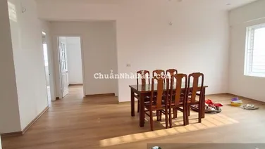 Bán CC hàng hiếm tại Giang Biên, 5,99 tỷ, 98m2, phong thủy tốt