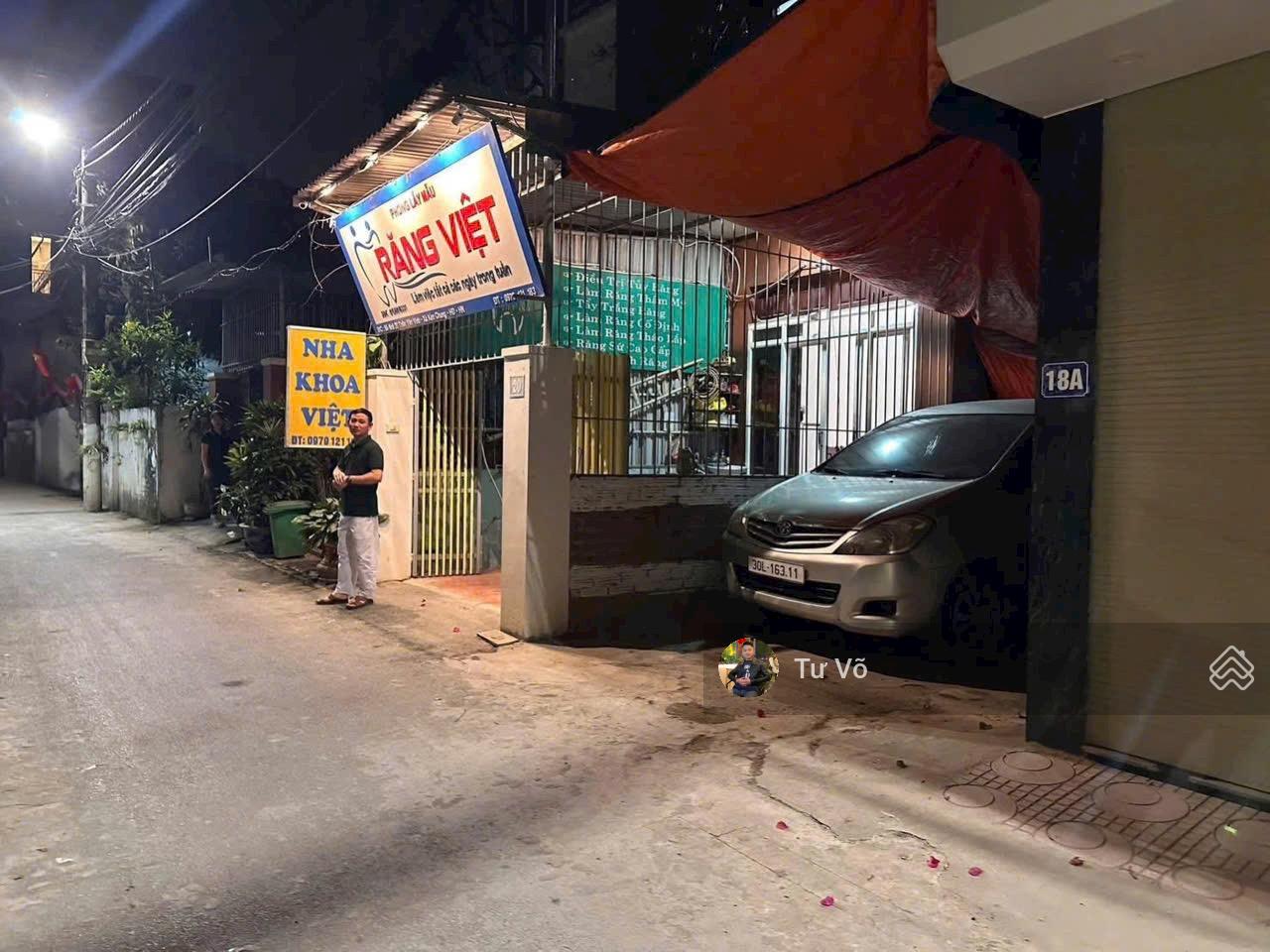 Lô đất trục chính làng, đường nhựa ô tô chạy thông, kinh doanh buôn bán tốt, ra QL32 khá gần