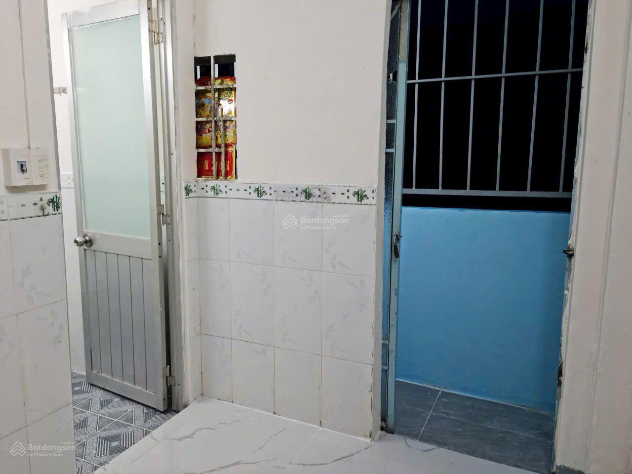 Bán nhà hẻm 1697, Lê Văn Lương, DT ngang 4x12m. 1trệt 1 lầu, đường xe hơi