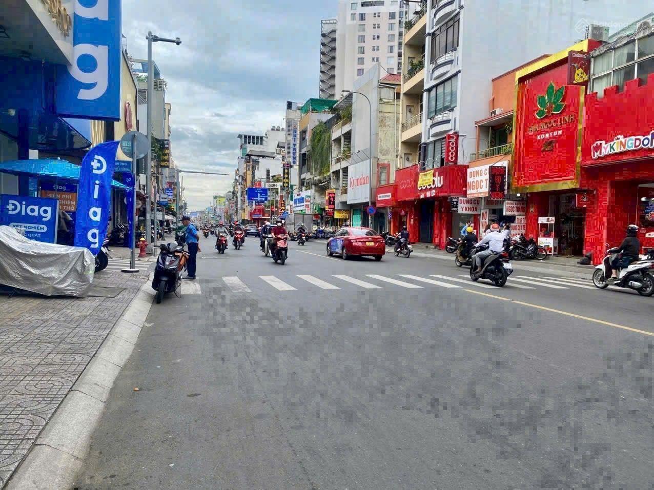 Bán nhà 2 mặt tiền Phường Chợ Lớn Q5 dt: 3m x 8m 1 lầu (4m x 8m) giá 4 tỷ 2 đang cho thuê 10 tr/th. Bán nhà 2 mặt tiền Phường Chợ Lớn Q5 dt: 3m x 8m 1 lầu (4m x 8m) giá 4 tỷ 2 đang cho thuê 10 tr/th.