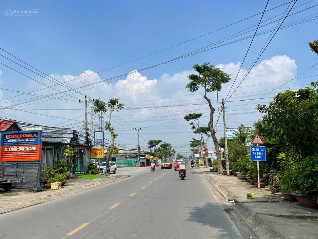 Chính chủ gửi bán đất thổ, mặt tiền Quốc Lộ 50, giá rẻ, sổ hồng riêng