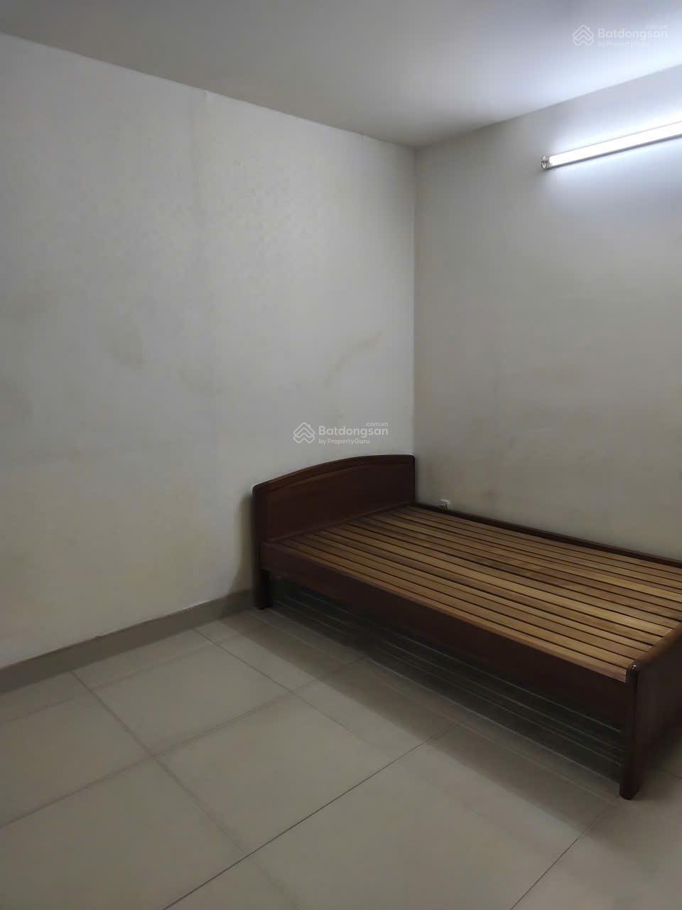 Cho thuê căn hộ Hồng Lĩnh, 80m2, nhà trống. Giá 9tr Ms Viêm 0938 971 ***