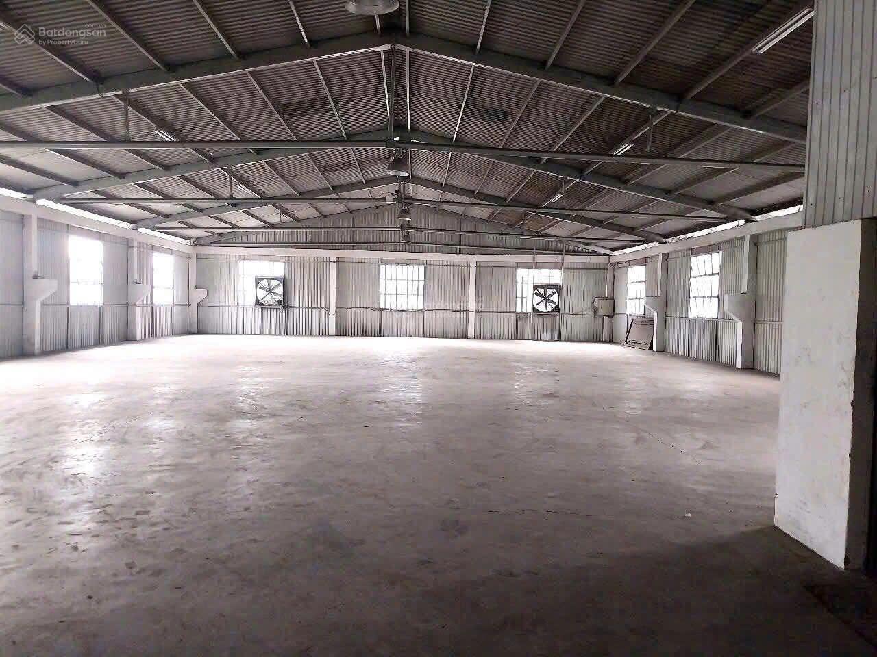 Cho thuê kho xưởng giá rẻ 2000m2 giá 75tr , Phường Bình Hòa, Tp Thuận An, Bình Dương, HCM