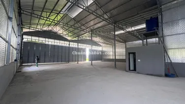 Cho thuê 700m2 kho xưởng đẹp tại Đông Tiến, huyện Yên Phong, Bắc Ninh gần KCN Yên Phong 2C