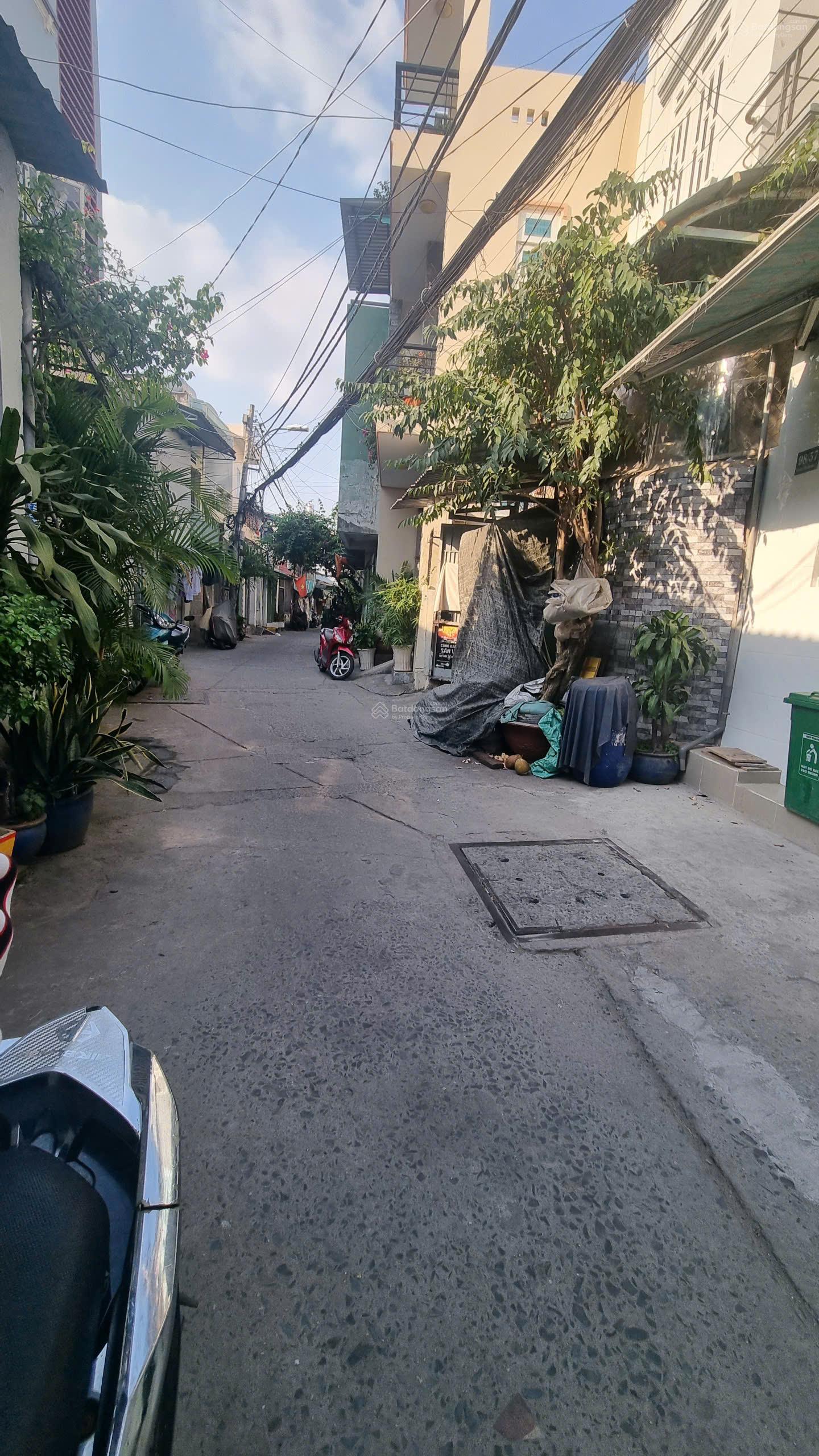 Nhà bán 6TY500 4X19 = 75M Dãy trọ hẻm xe hơi đường Bùi Văn Ba, Tân Thuận Đông, Q7. Nhà bán 6TY500 4X19 = 75M Dãy trọ hẻm xe hơi đường Bùi Văn Ba, Tân Thuận Đông, Q7.