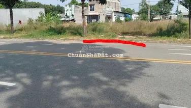 Lô đất đẹp trên trục đường nhựa lớn DI3 cách trường THPT Lý Tự Trọng chỉ 150m DT 150m2 full thổ SHR