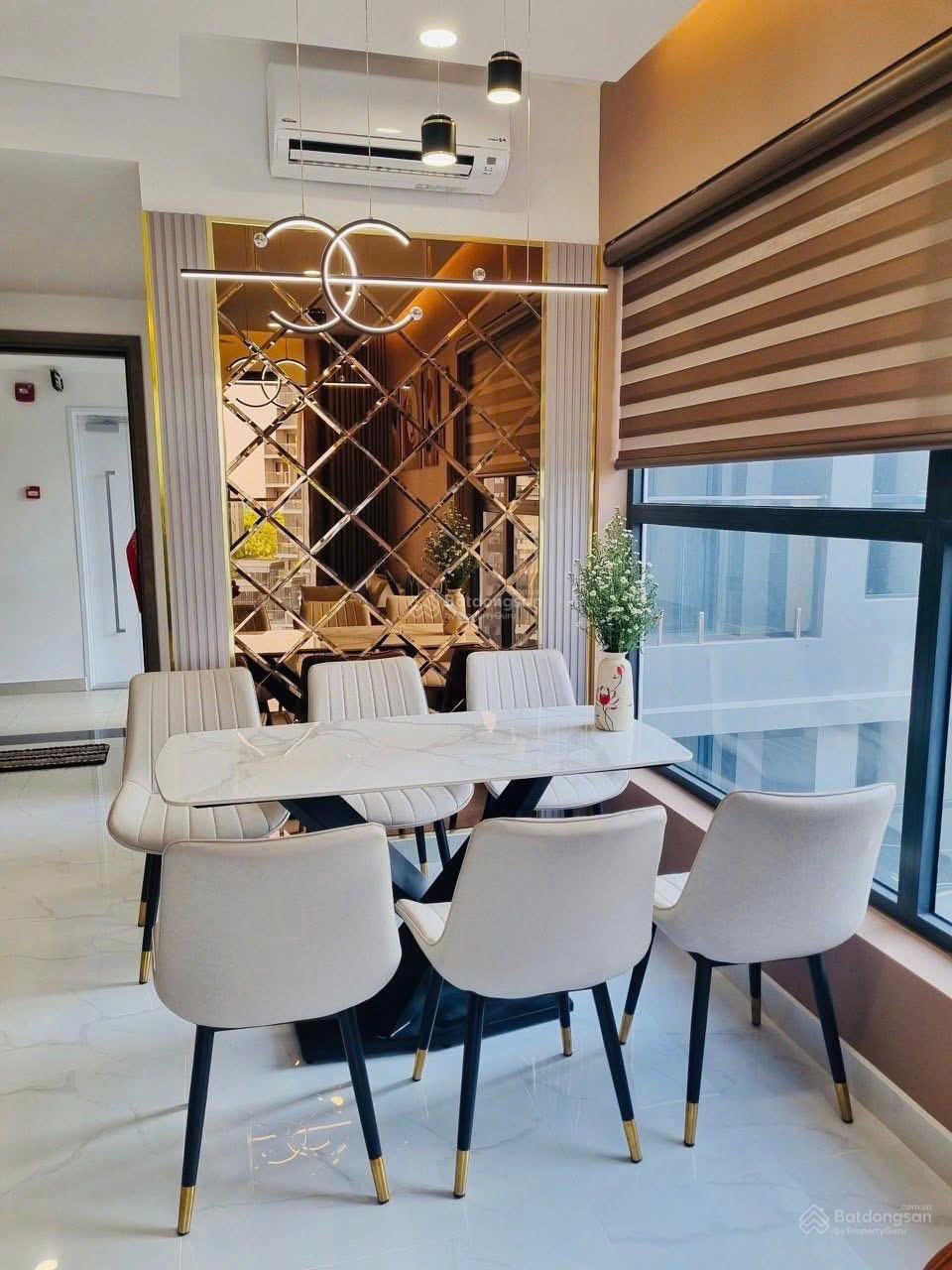 Bán CHCC Carillon Apartment 5 tỷ 86 m2 2PN, 2WC Hoàng Hoa Thám, Tân Bình. LH 0932 132 *** Gặp Hiển