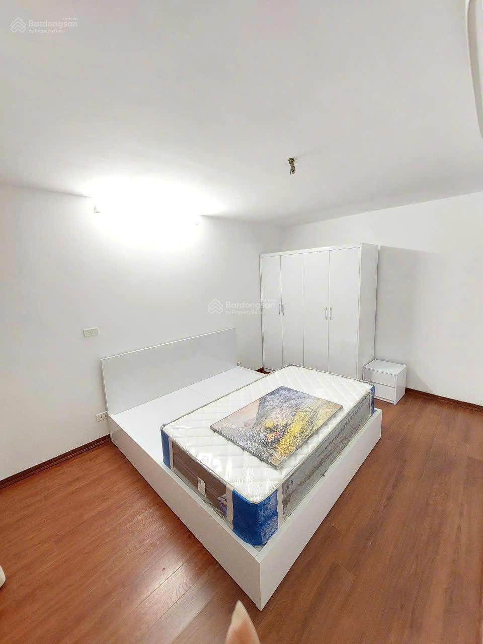 Nổi bật! Cho thuê căn hộ Golden West Lê Văn Thiêm. 83m2. 2 phòng ngủ 2wc. Full đồ giá 14tr/th