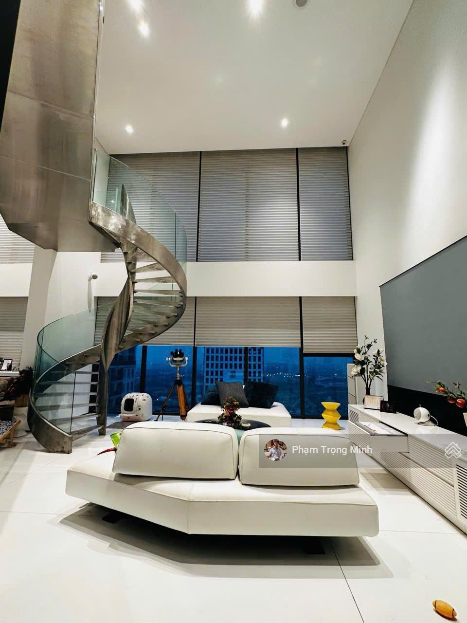 Nhà mình bán Penhouse 280m2 tại Mipec Tây Sơn, có thông tầng, full đồ, căn góc đẹp nhất toà