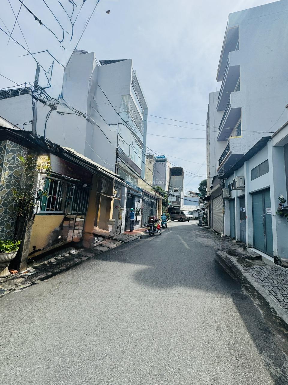 Nhà cấp4 phạm ngũ lão P3 6x30m cn180m2 giá 19 tỷ BL hẻm 6m sát mặt tiền ngay big C