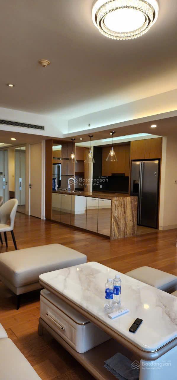 Cho thuê CHCC Indochina Plaza - IPH Xuân Thủy, DT 145M2, 3PN, 2WC, Full nội thất,nhận nhà được luôn