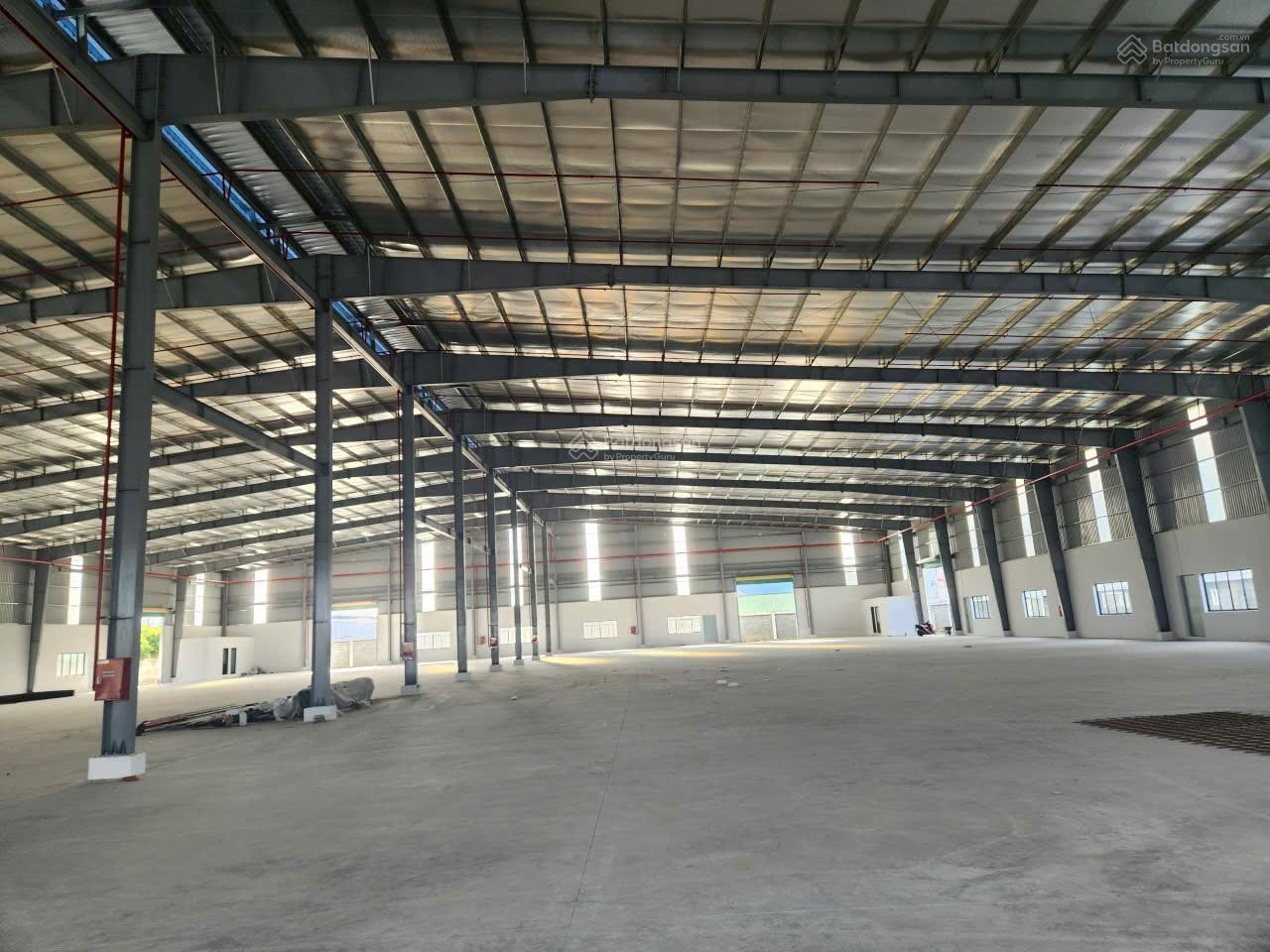 Cho thuê kho xưởng Bến Lức. Tây Ninh (Long An) - Nhà Xưởng: 5.000m, giá 50 nghìn/m2 Cho thuê kho xưởng Bến Lức. Tây Ninh (Long An) - Nhà Xưởng: 5.000m, giá 50 nghìn/m2