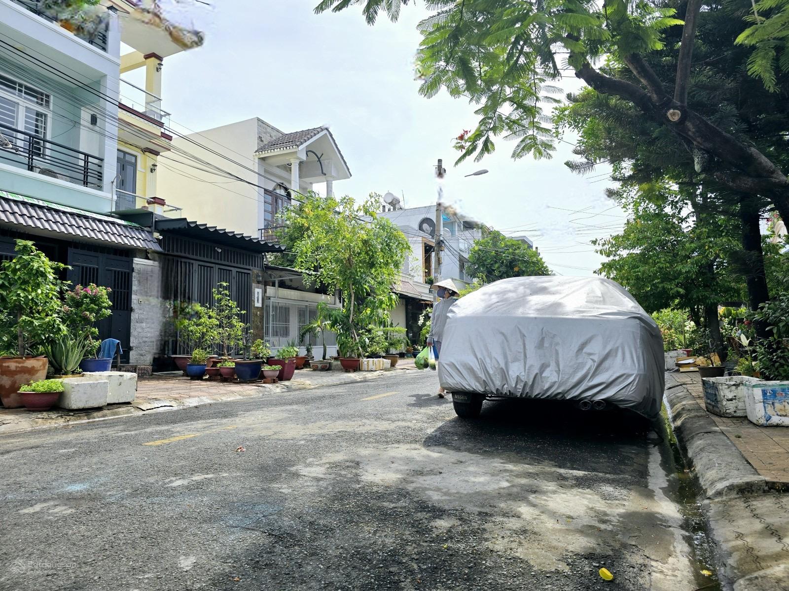 Nhà Mới Mt Ngang Lớn (7x21) Khu Phân Lô Dân Trí Cao - 2 Ô Tô Đỗ Cửa Ngày Đêm - Đại Lộ 3 Global City